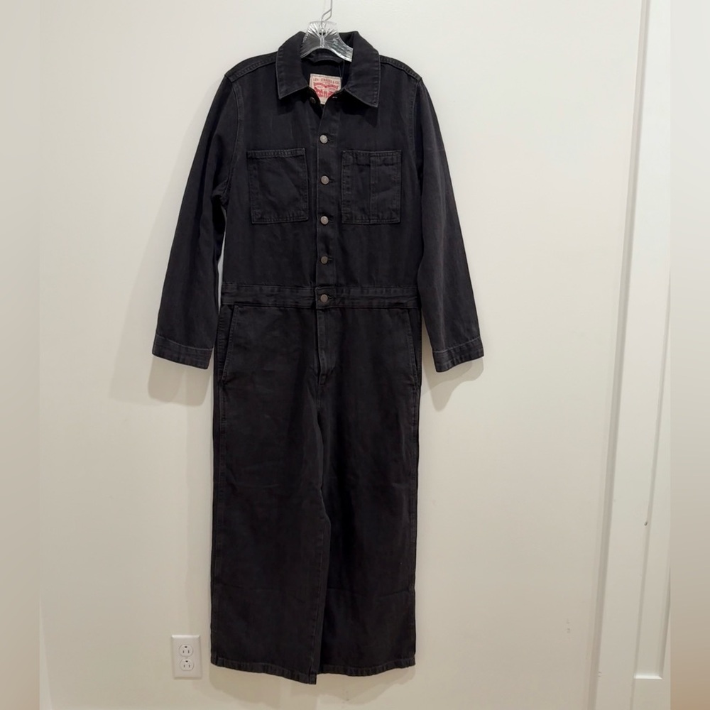 Levi's Premium ICONIC JUMPSUIT Black Denim One Piece Jeans Medium New NWT $128 - Picture 8 of 12